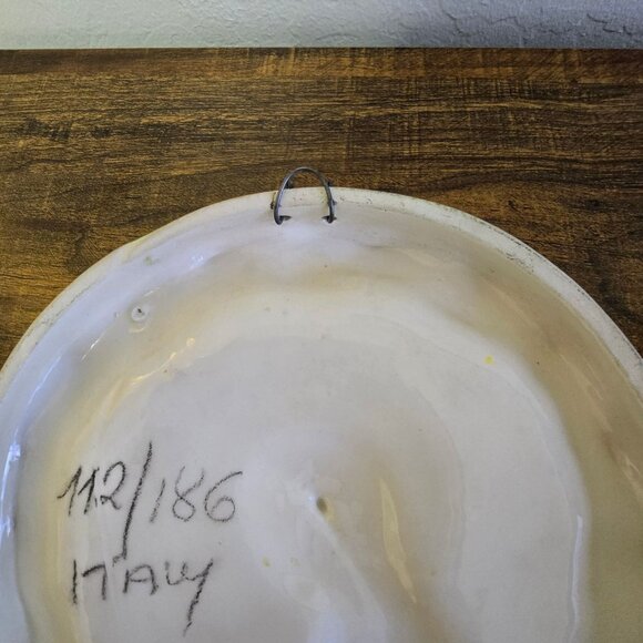 Vintage Hand-Painted Ceramic Madonna & Child Design Religious Plate numbered - Picture 9 of 10